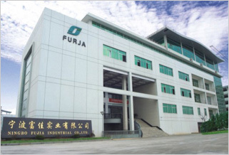 寧波富佳實業向我司訂購一臺環境試驗箱